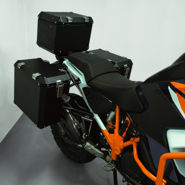 29 Maletas laterales APDURO asimétricas para KTM 1290 SA 2021+ con anclajes