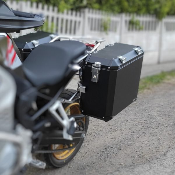 xr:d:DAFmWLPgo9I:78,j:4205638415500888960,t:23090811 Maletas laterales APDURO para BMW F 850 GS ADV