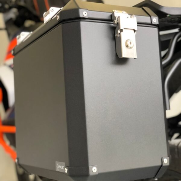 xr:d:DAFoVMnAIZA:6,j:6774935928661639326,t:23071112 Maletas laterales APDURO asimétricas para KTM 1290 SA 2021+ con anclajes