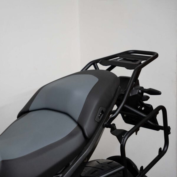 duzy_stelaz (1) Anclaje completo para top case BMW R 1300 GS