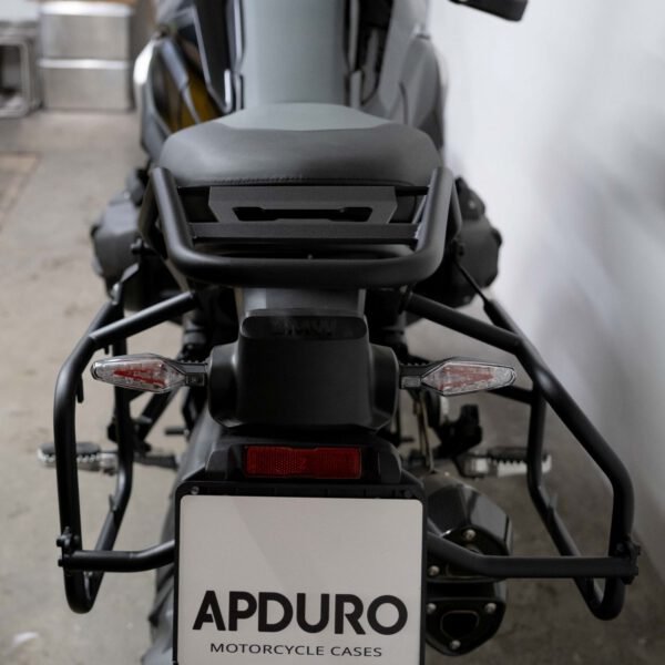 duzy_stelaz (4) Anclaje completo para top case BMW R 1300 GS