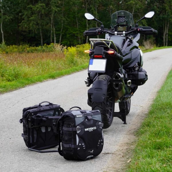 Adaptador maletas Mosko (sin cuña/wedge) para anclaje original R 1300 GS (V4)