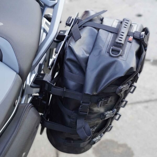 apduro-red-coyot-adapter-gs-adventure Adaptador maletas Red Mamut / Red Koyot para anclaje original R 1300 GS Adv (V5)