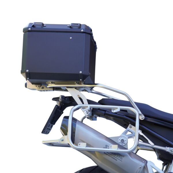 WhatsApp Image 2026-08-19 at 11.47.47 (3) Top case Apduro BMW F900 GS + Anclaje